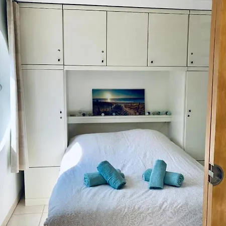 Prachtige In Met Verwarmd Zwembad * 오스텐드