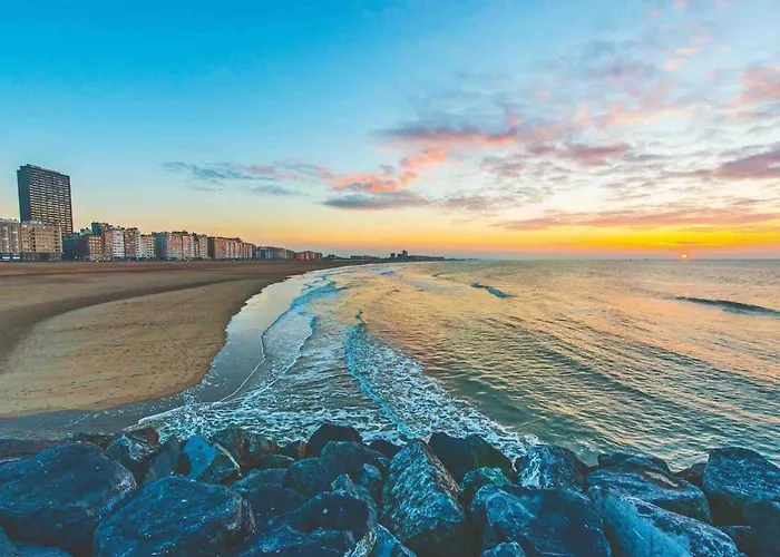 Prachtige In Met Verwarmd Zwembad