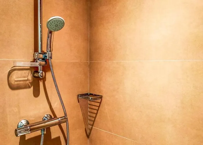 Apartment Prachtige In Met Verwarmd Zwembad *