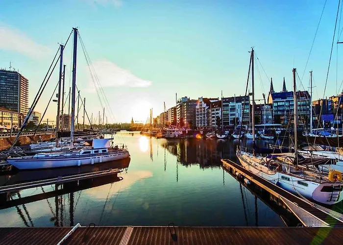 Apartment Prachtige In Met Verwarmd Zwembad Ostende