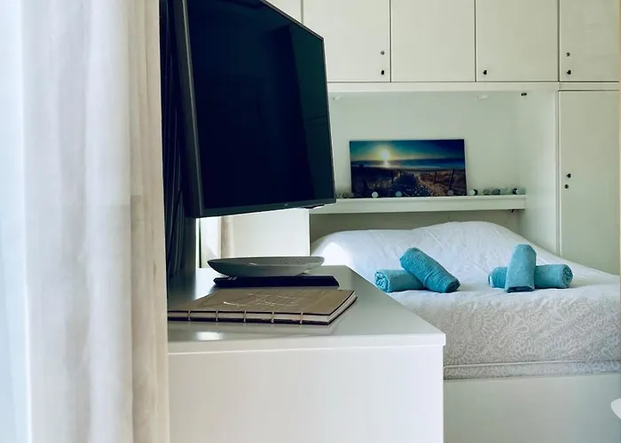 Apartment Prachtige In Met Verwarmd Zwembad *